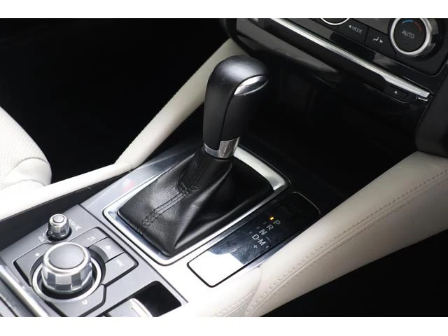 Mazda ATENZA 38