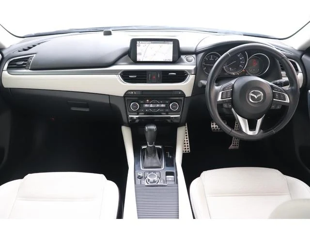 Mazda ATENZA 29