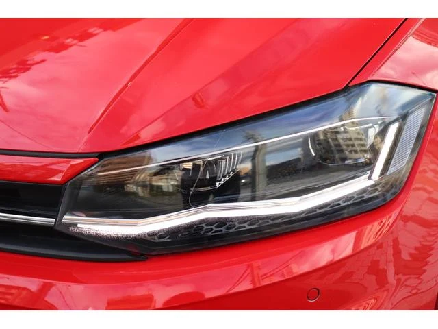 Volkswagen POLO 12