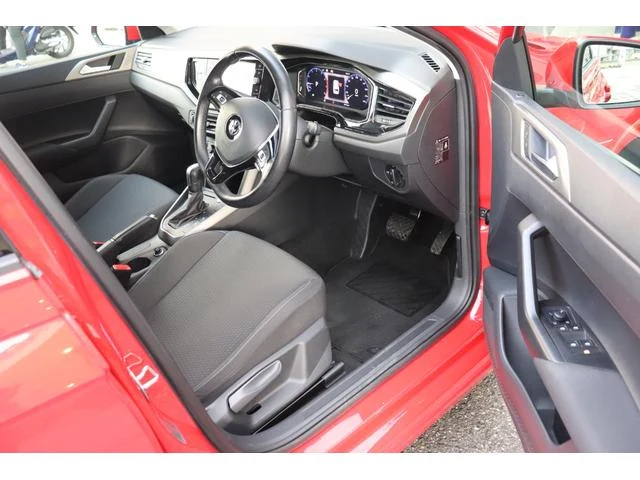 Volkswagen POLO 29