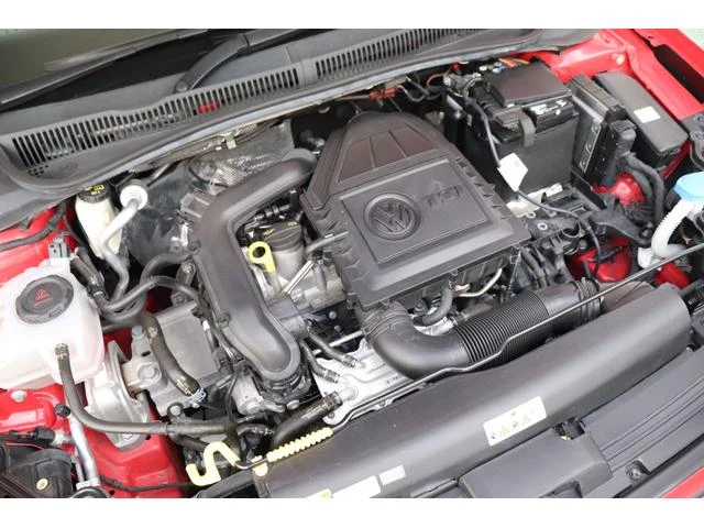 Volkswagen POLO 22