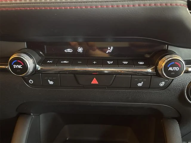 Mazda MAZDA3 33