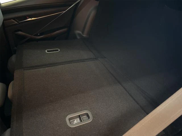 Mazda MAZDA3 15