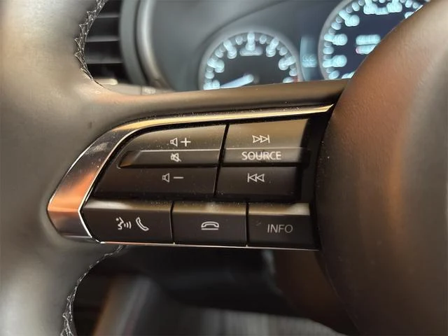 Mazda MAZDA3 22