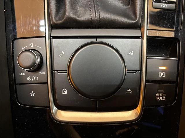 Mazda MAZDA3 36