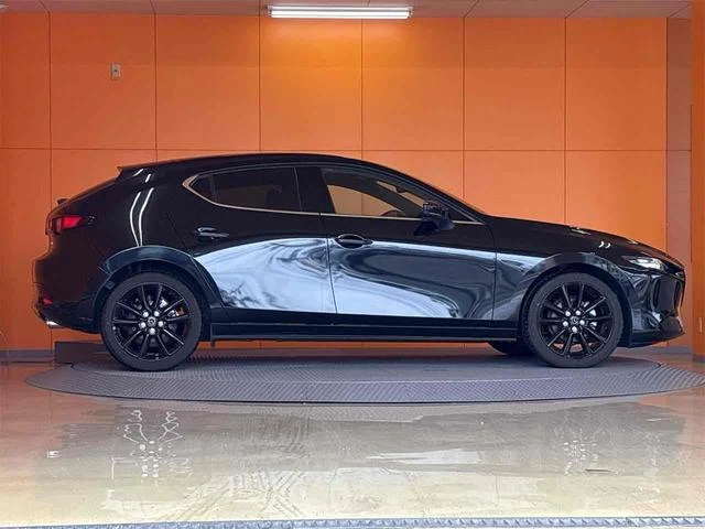 Mazda MAZDA3 5