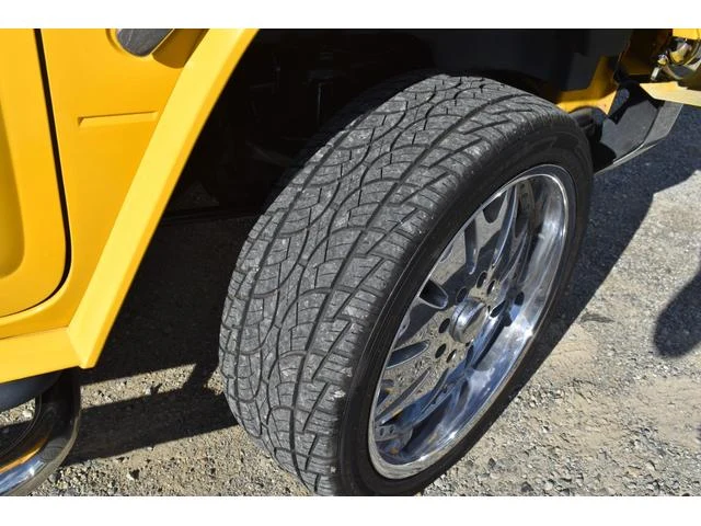 Hummer H2 64