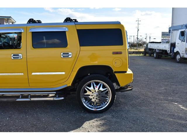 Hummer H2 53