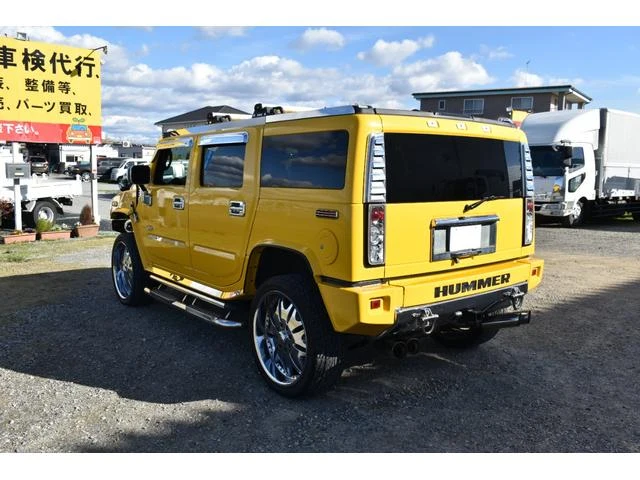 Hummer H2 76