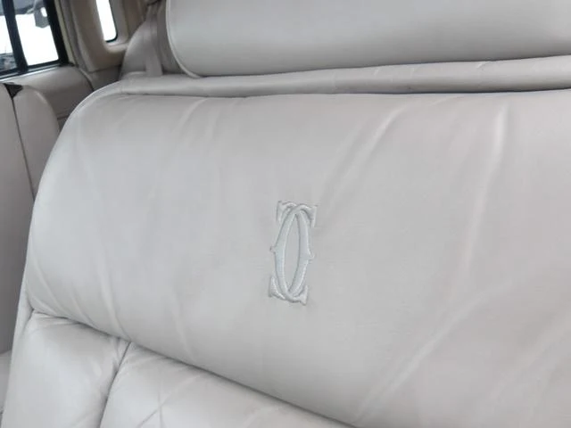 Lincoln TOWNCAR 27