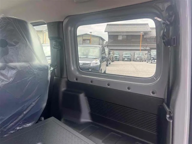Suzuki JIMNY 27