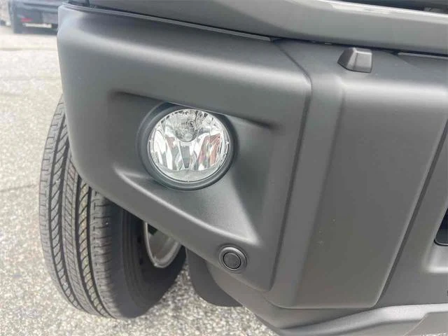 Suzuki JIMNY 22