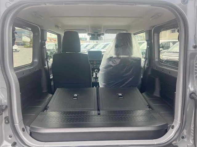 Suzuki JIMNY 26