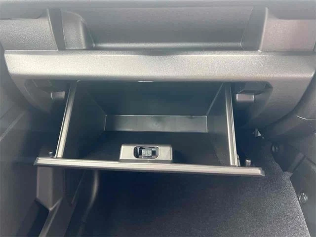 Suzuki JIMNY 37