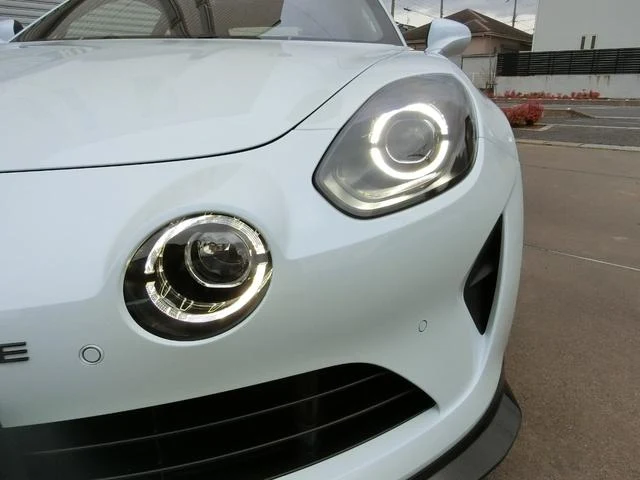 Alpine A110 12