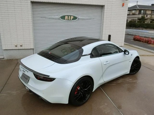 Alpine A110 8