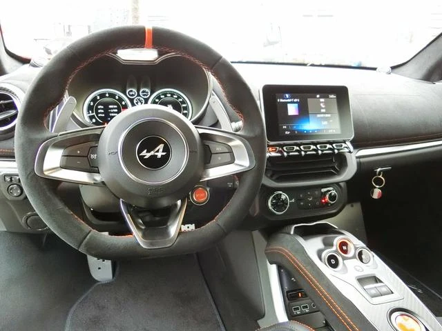 Alpine A110 32