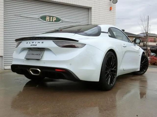 Alpine A110 6