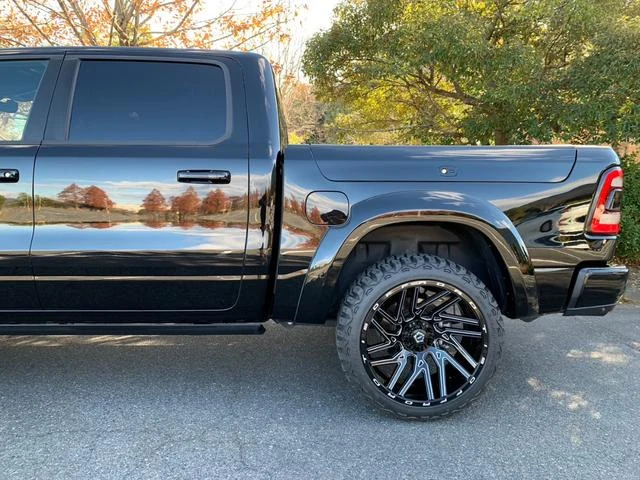 Dodge RAM 12
