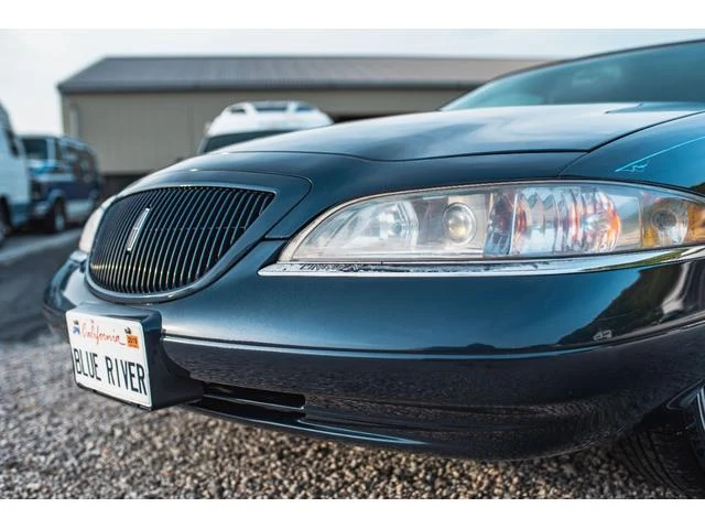 Lincoln MARK VIII 64
