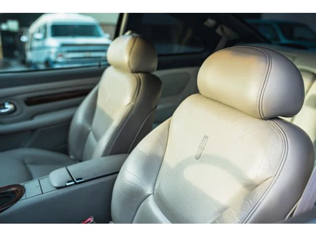 Lincoln MARK VIII 63
