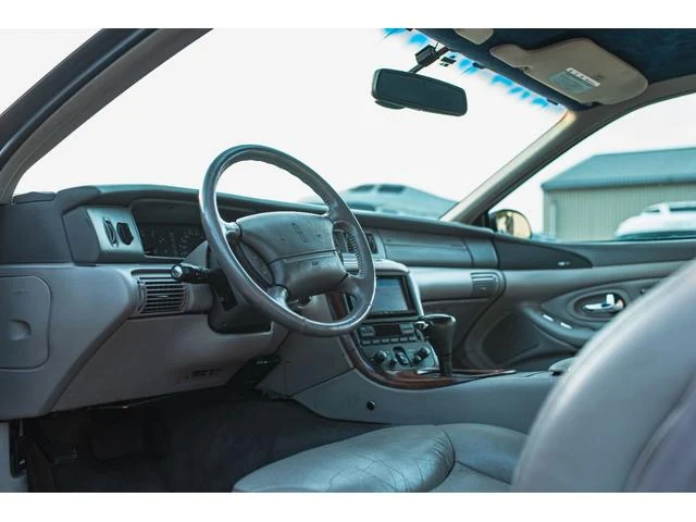 Lincoln MARK VIII 42