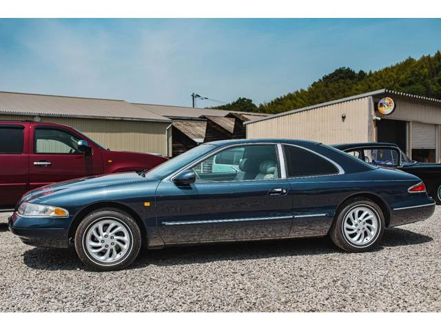 Lincoln MARK VIII 23