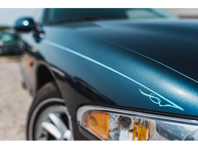 Lincoln MARK VIII 30