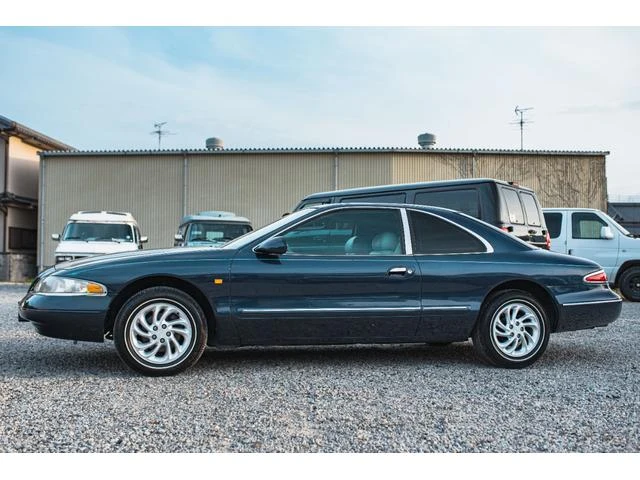 Lincoln MARK VIII 72