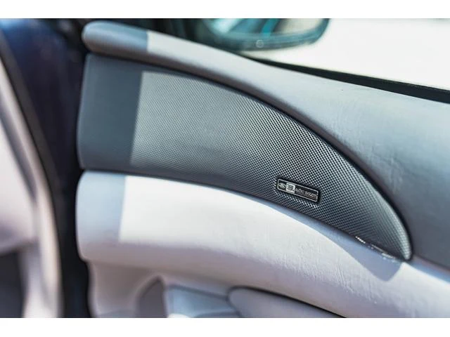 Lincoln MARK VIII 8