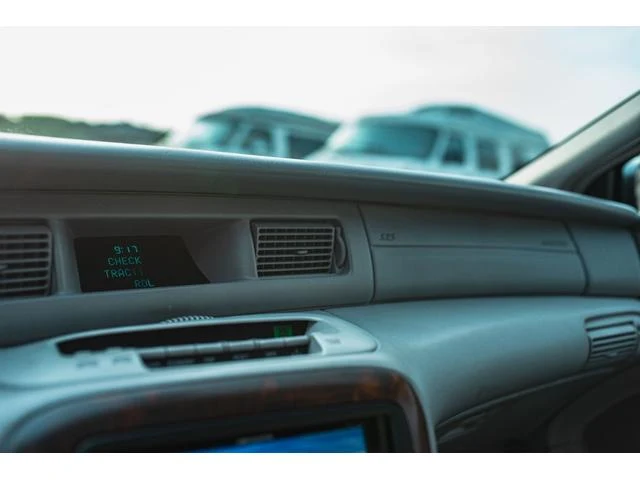 Lincoln MARK VIII 49