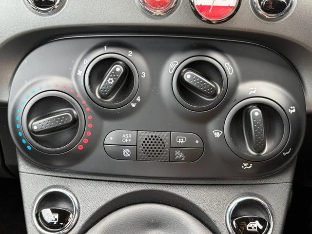 Fiat 500S 33