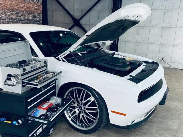 Dodge CHARENGER 4