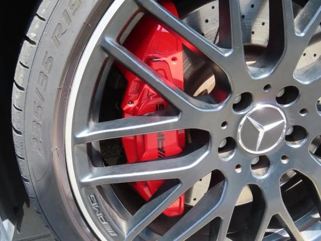 MERCEDES AMG A-CLASS 5