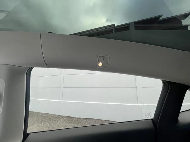 Tesla MODEL 59