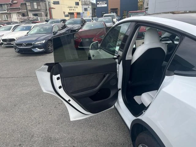 Tesla MODEL 48