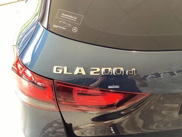 MERCEDES BENZ GLA-CLASS 40