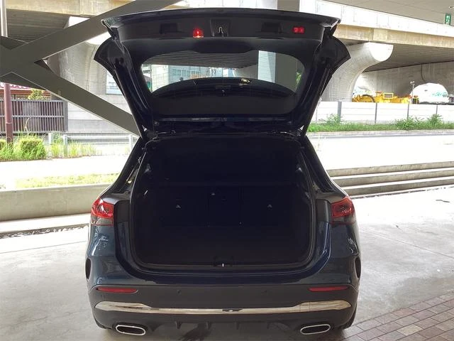 MERCEDES BENZ GLA-CLASS 30