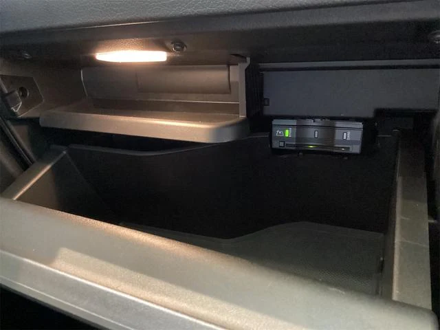 MERCEDES BENZ GLA-CLASS 9