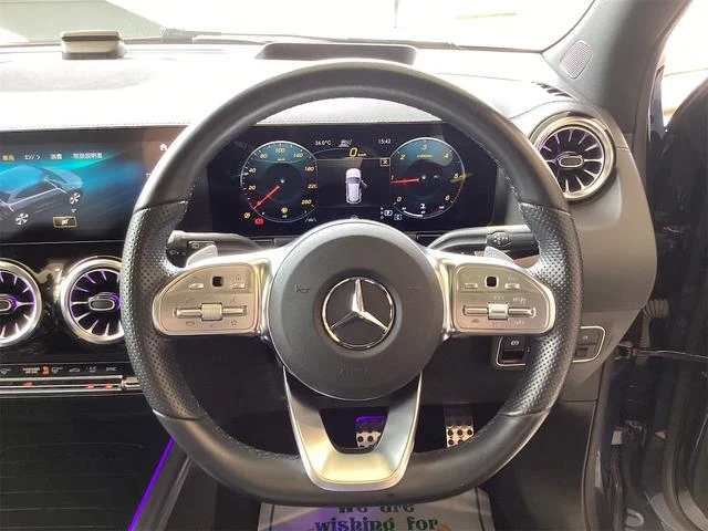 MERCEDES BENZ GLA-CLASS 3