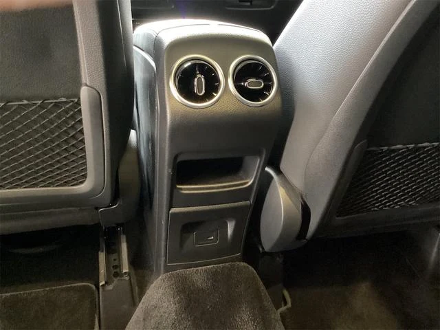 MERCEDES BENZ GLA-CLASS 50