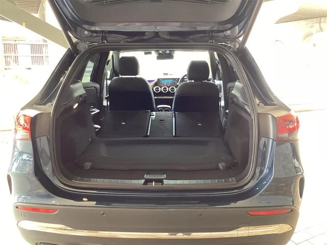 MERCEDES BENZ GLA-CLASS 43