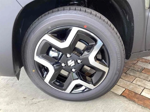 Suzuki XBEE 19