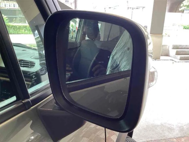 Suzuki XBEE 28