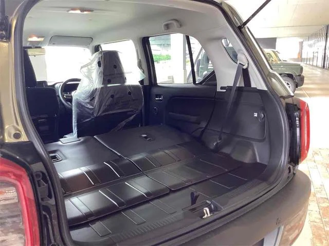 Suzuki XBEE 37
