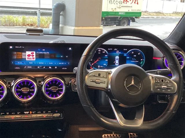 MERCEDES BENZ CLA-CLASS 2