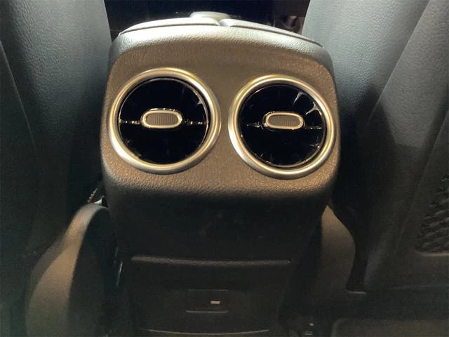 MERCEDES BENZ CLA-CLASS 38