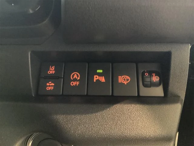 Suzuki JIMNY 3