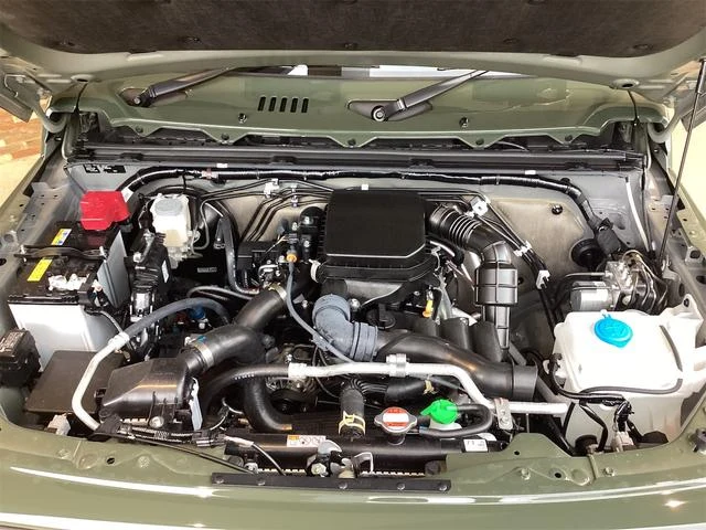 Suzuki JIMNY 17