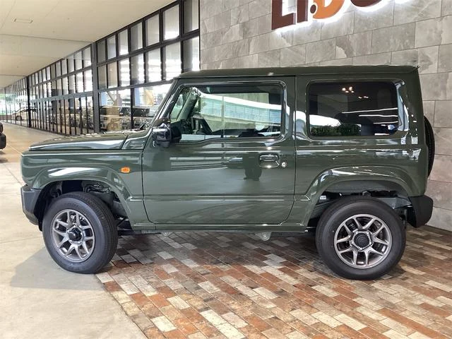 Suzuki JIMNY 22
